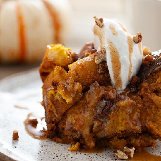 Slow Cooker Pumpkin Bread Pudding