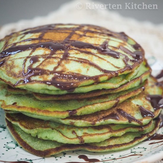 MOIST PANDAN PANCAKE WITH NUTELLA