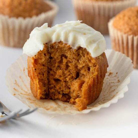 Moist pumpkin cupcakes