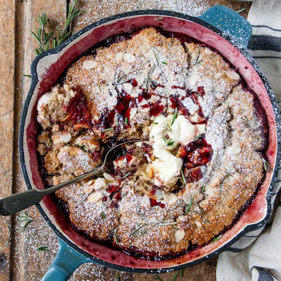 MULLED WINE & PLUM FRUIT COBBLER