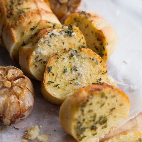 Roasted Garlic Bread