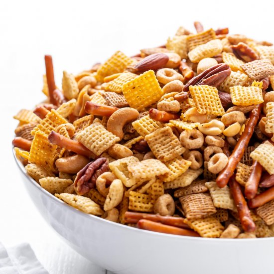 Nuts & Bolts (Party Chex Mix)