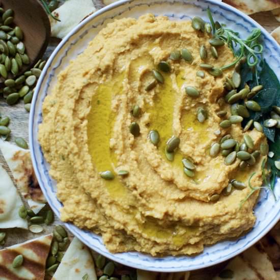 pumpkin hummus with roasted garlic