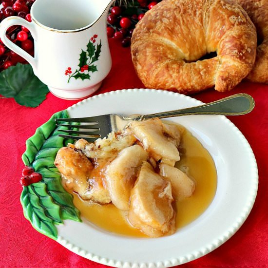 Croissant Apple Breakfast Bake