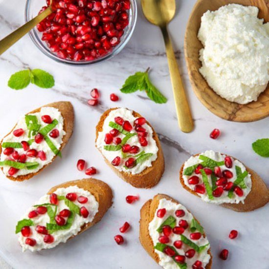 Pomegranate Crostini with Ricotta