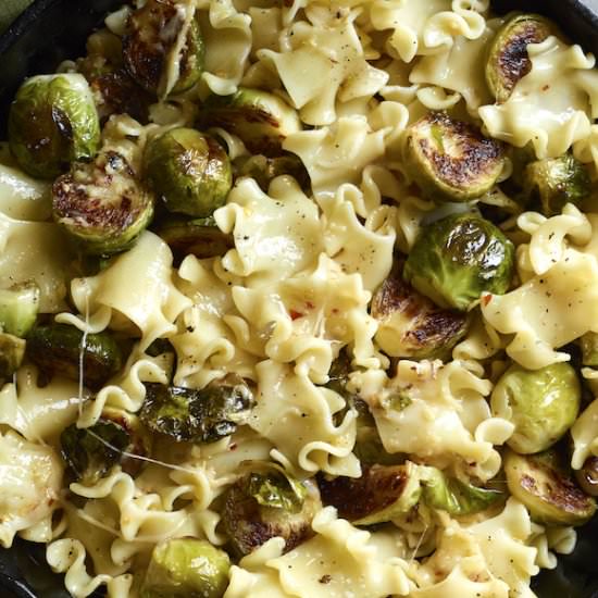 Garlic Brussels sprouts Pasta