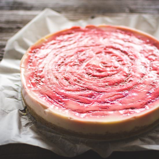 Strawberry swirl cheesecake