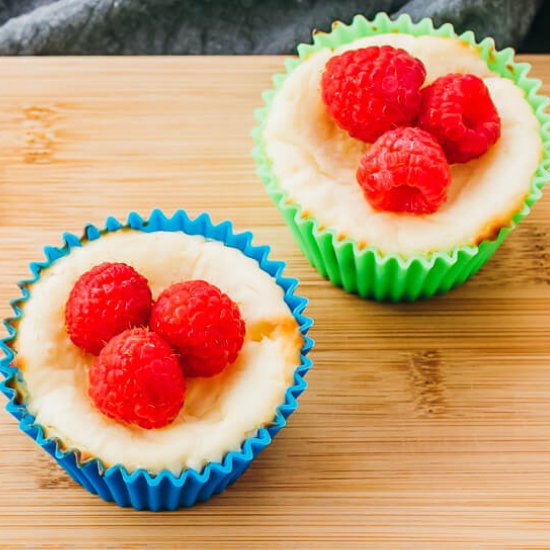 Mini Keto Cheesecakes