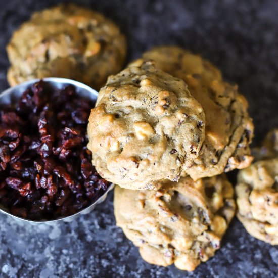 Cranberry Molasses Cookies