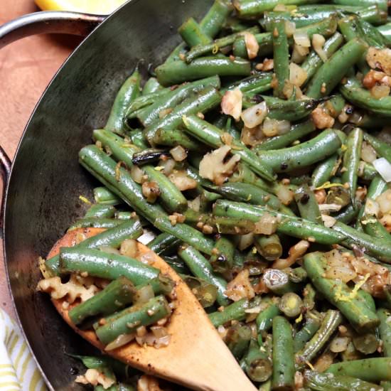 Walnut Green Beans with Lemon Dijon