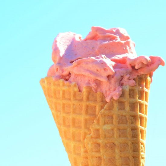 Quick Strawberry Ice Cream