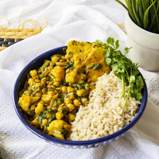 Chickpea & Spinach Coconut Curry