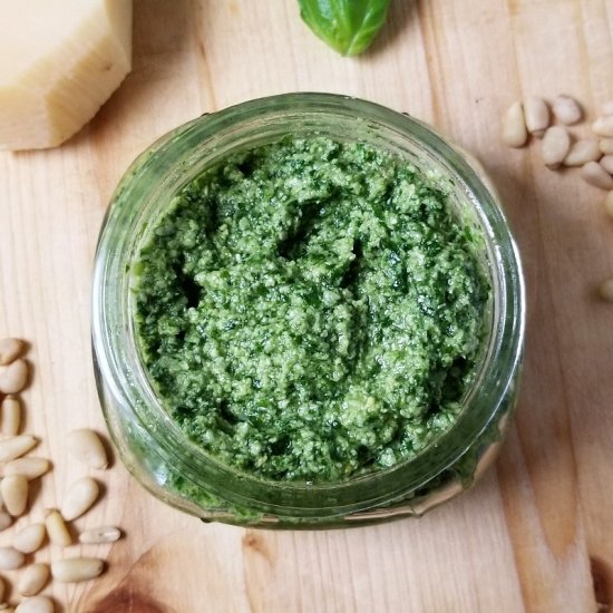 Homemade Pesto Sauce