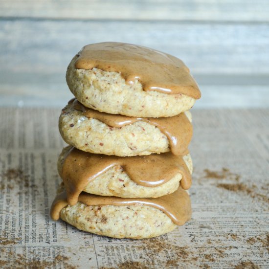 Sugar Cookies w/ Spiced Maple Frost