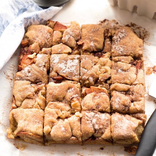 Snickerdoodle Cookie Apple Bars