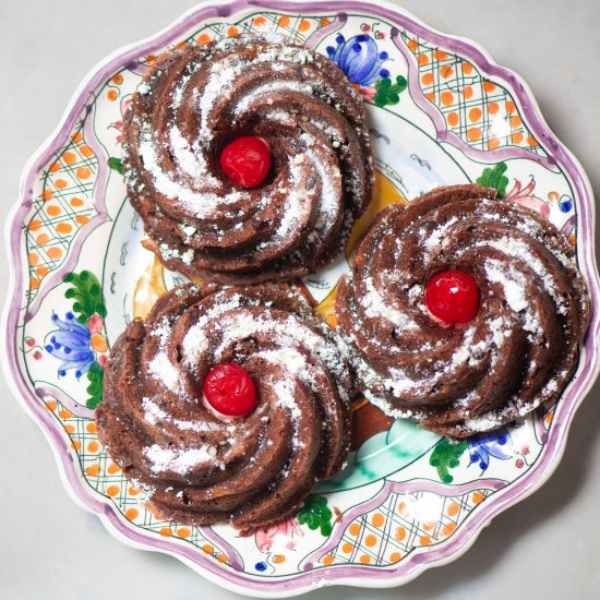 Double Chocolate Banana Cakes