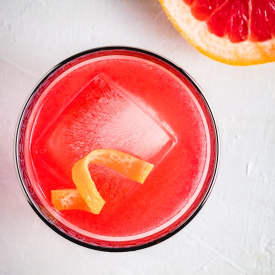 Grapefruit Negroni