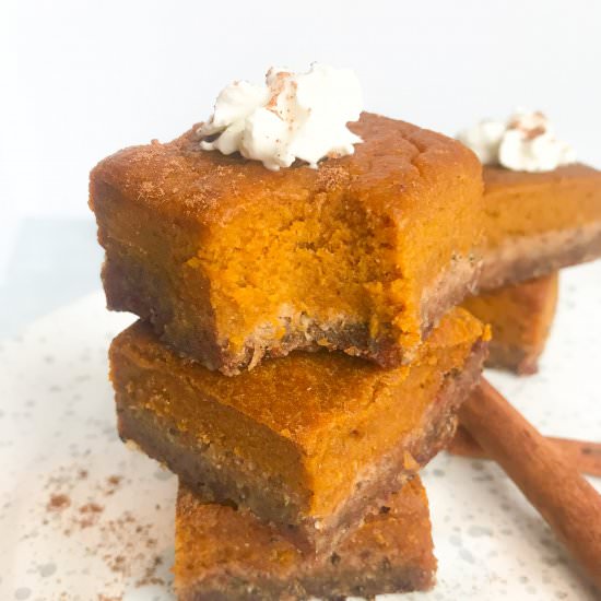 Healthy Pumpkin Pie Bars