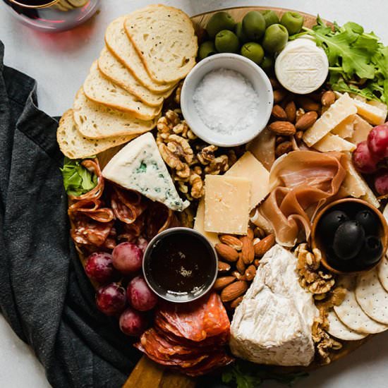 How to Make a Cheese Plate