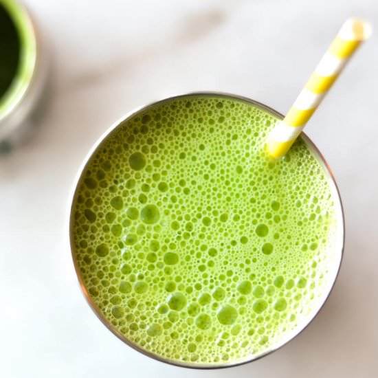 Tropical Ginger Matcha Smoothie