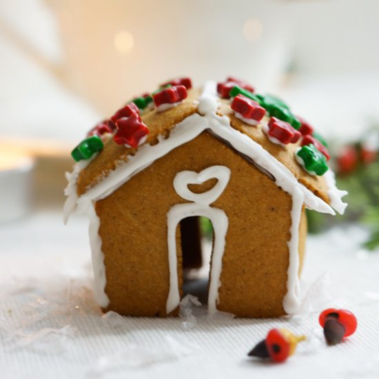 Cute Mini Gingerbread Houses