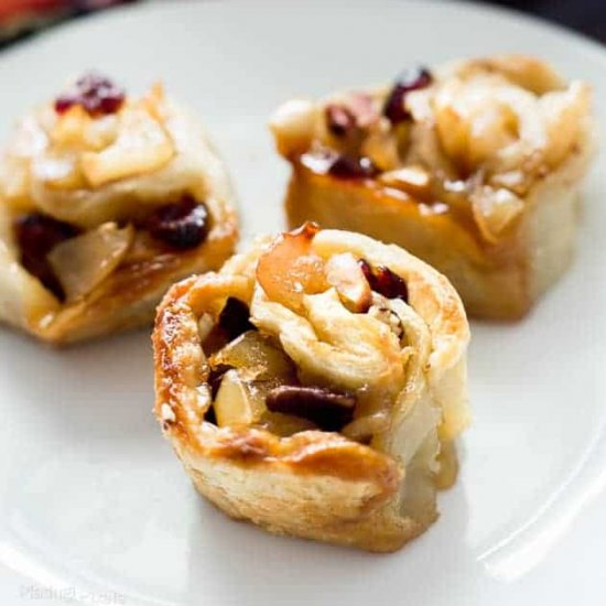 Apple Pie Puff Pastry Rolls