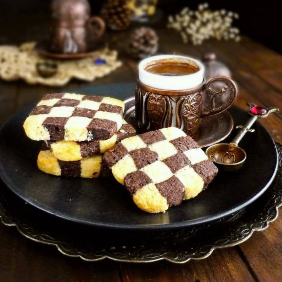 CHECKERBOARD COOKİES