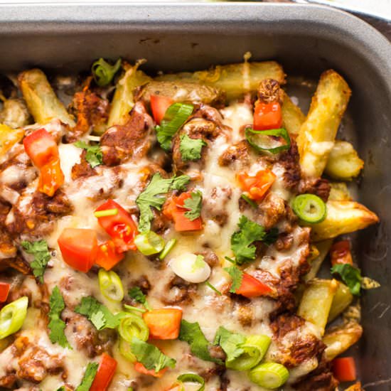 Vegetarian chilli cheese fries