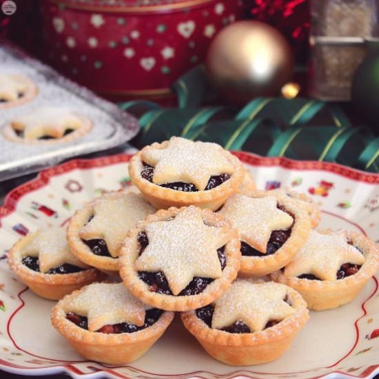 Star-Topped Fruit Mince Pies