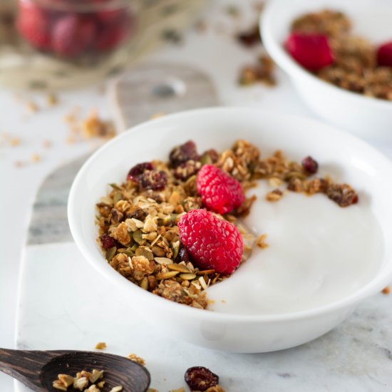 Walnut Vanilla Granola