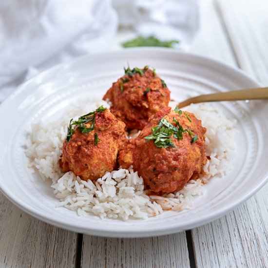 Slow Cooker Red Curry Meatballs