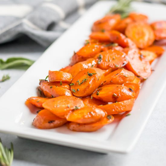 Maple Herb Roasted Carrots