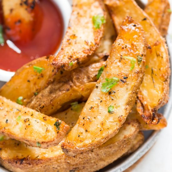 Crispy Baked Potato Wedges