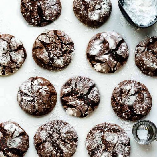 Keto Chocolate Crinkle Cookies