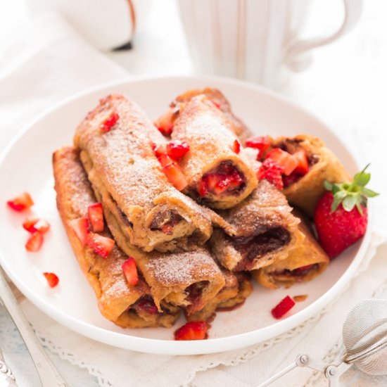 Nutella Strawberry French Toast Rol