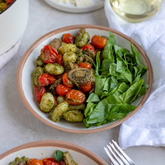 Gnocchi with Pesto and Tomatoes