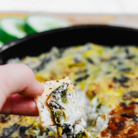 Creamy Vegan Spinach Artichoke Dip