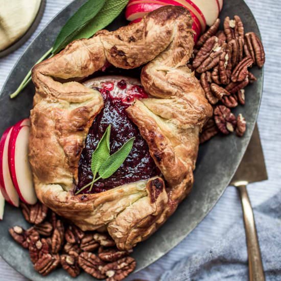 Baked Brie in Puff Pastry