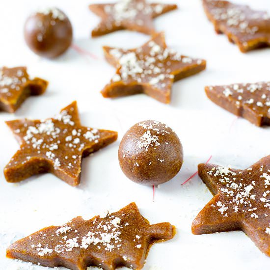 Raw Gingerbread Cookie Bites