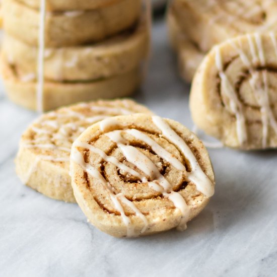 Vegan Cinnamon Roll Cookies