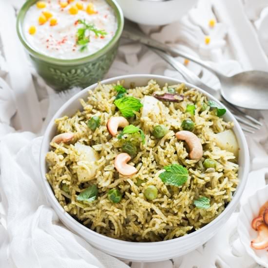 Mint Pulao (Mint Flavored Rice)