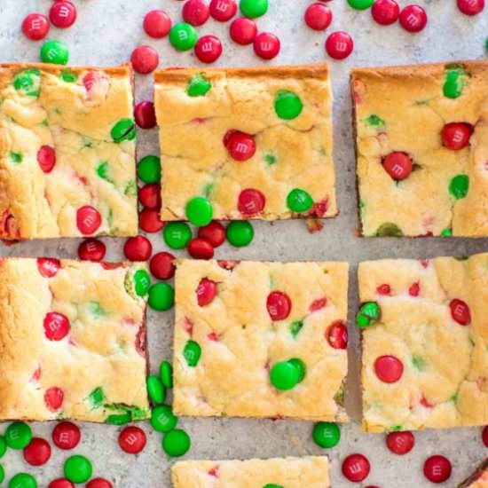 M&M Cookie Bars