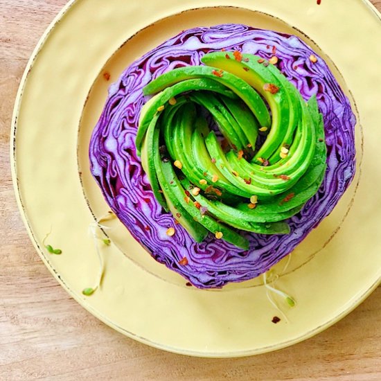 Purple cabbage & Avocado Salad