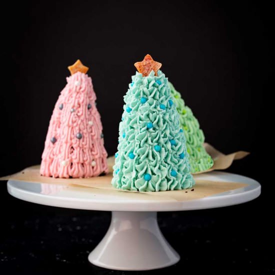 Vegan Christmas Tree Mini Cakes