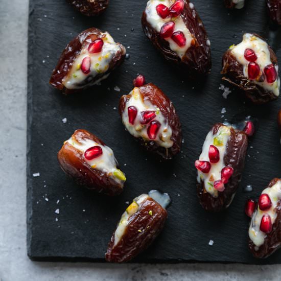 Mascarpone Stuffed Dates