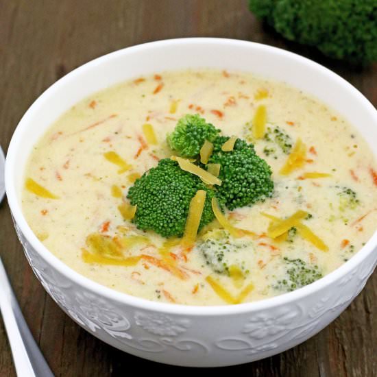 Easy Broccoli and Cheddar Soup