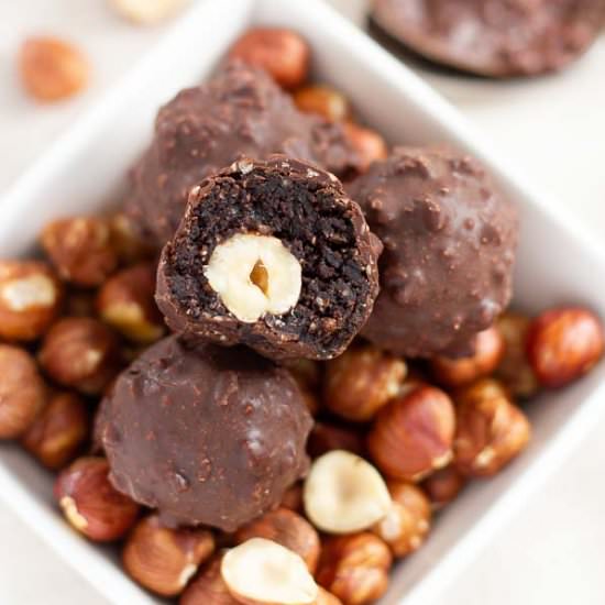 Healthy Vegan Ferrero Rocher Balls