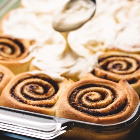 Nothing But Center Cinnamon Rolls