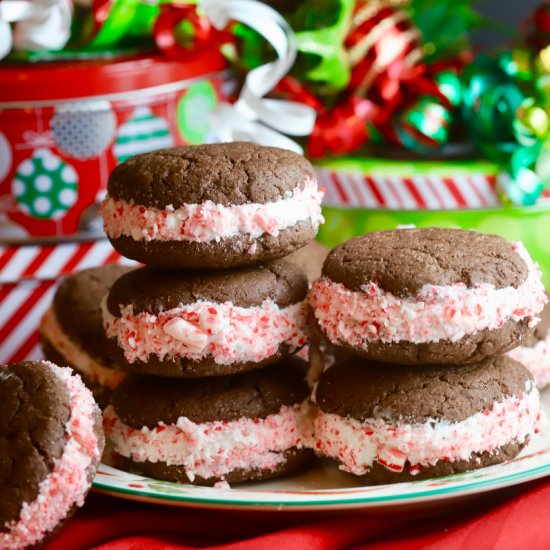 Chocolate Peppermint Whoopie Pies