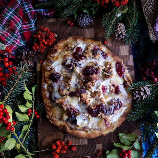 Turkey Cranberry Brie Flatbread